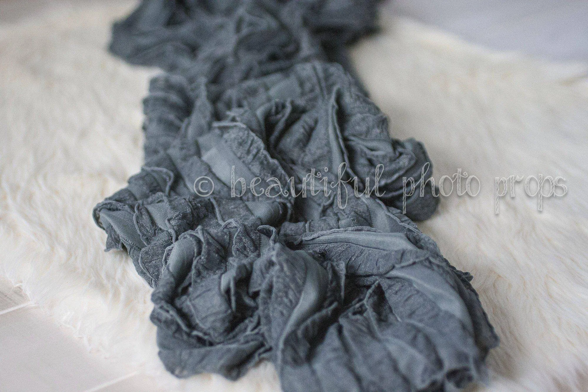 SET Gray Ruffle Teal Lace Wrap Layering Set