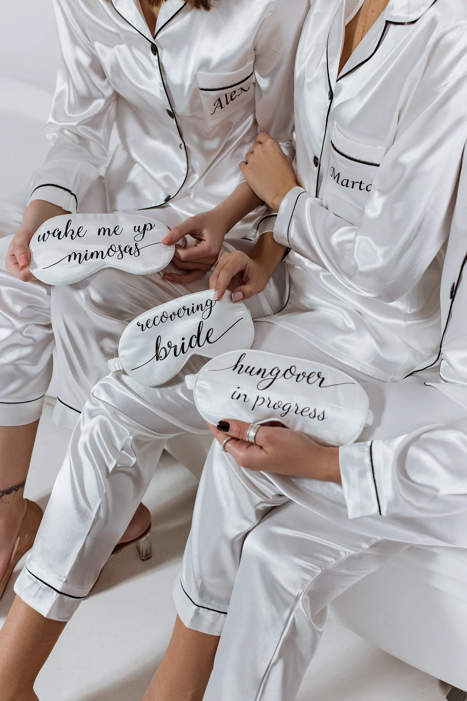 Set of 4 Bridesmaids Pajamas, Custom Wedding Satin Pajamas  - Long   Long