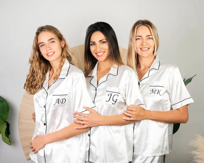 Set of 7 Custom Satin Bridesmaids Pajamas for Sleepover Bachelorette Party - Short   short