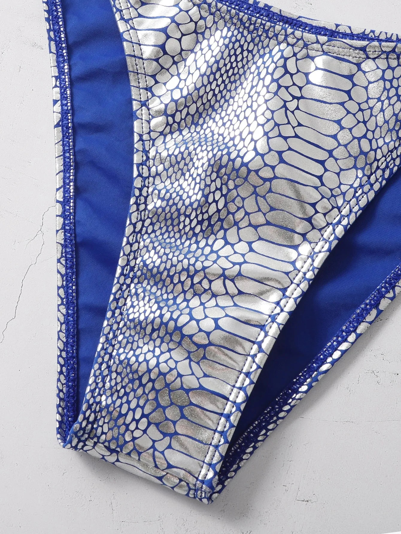 Sexy Snakeskin Print Chain Scoop Neck Women Bikini Sets