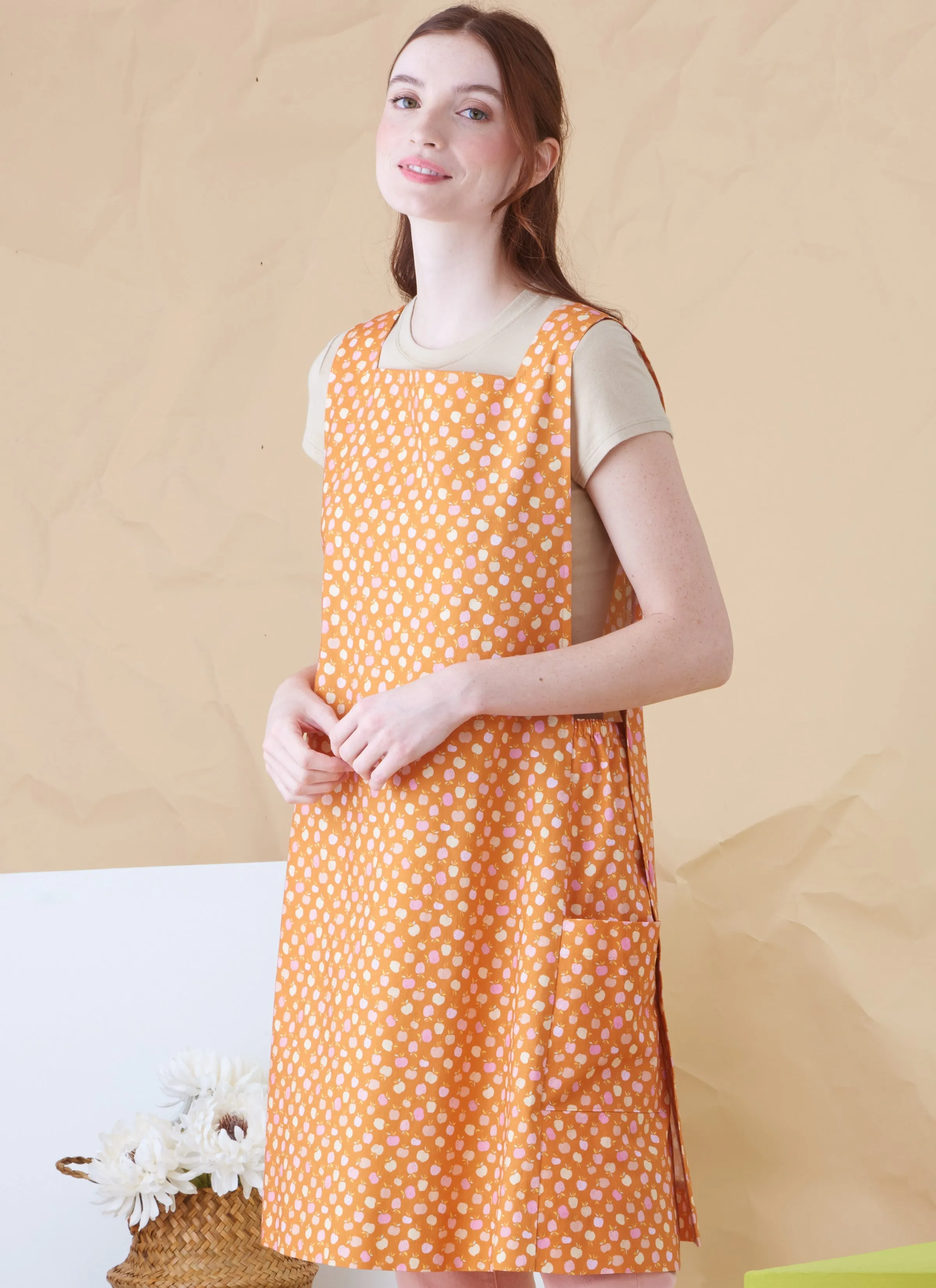 Simplicity 9766 sewing pattern Misses' Tabard Aprons by Elaine Heigl Designs