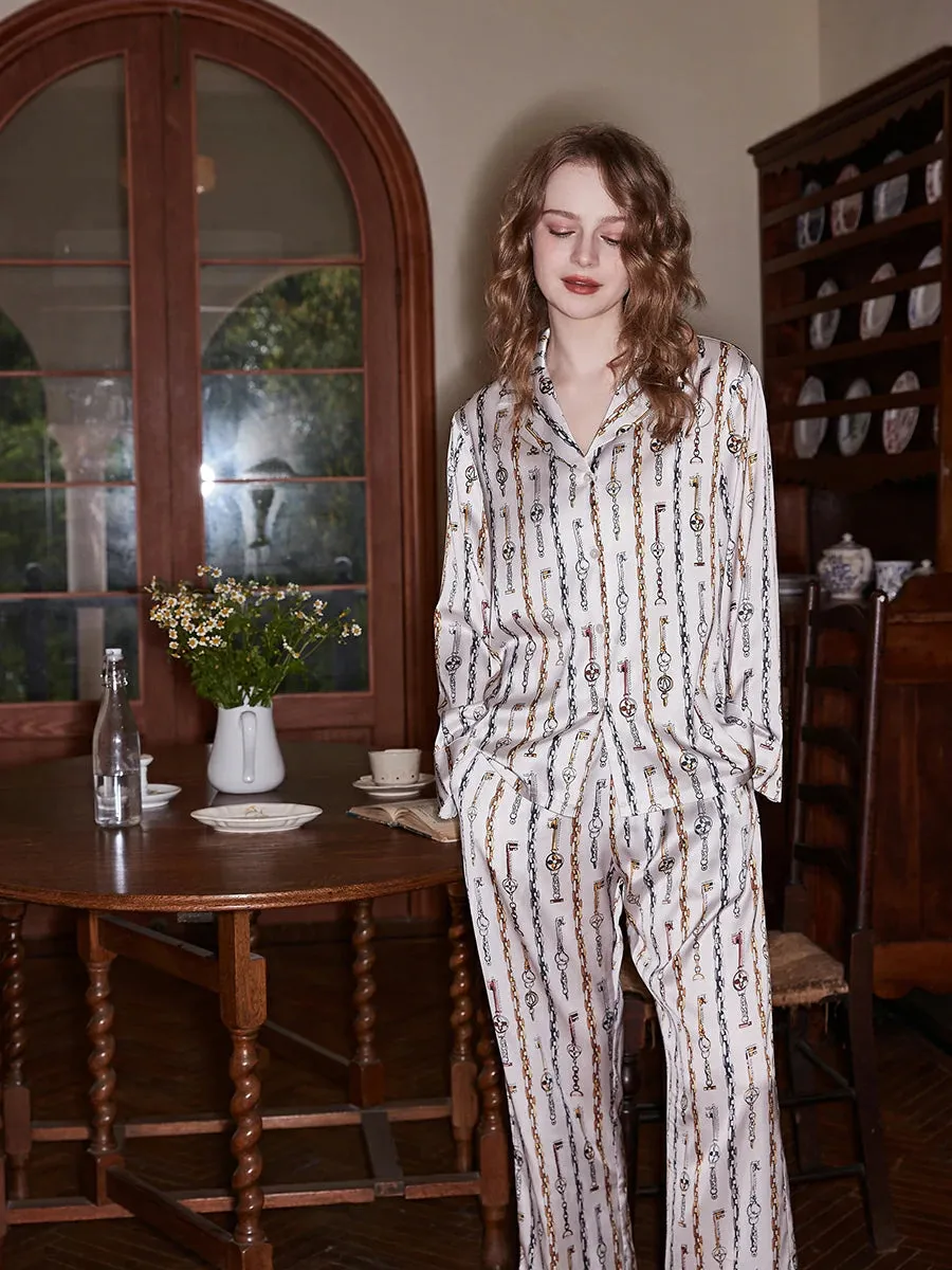 Slessic Upscale Shiny Satin Chain Print Pattern Long-Sleeved Pajama Set