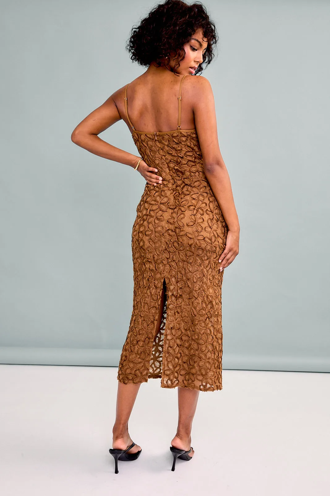Sweetheart Neck Lace Midi Dress