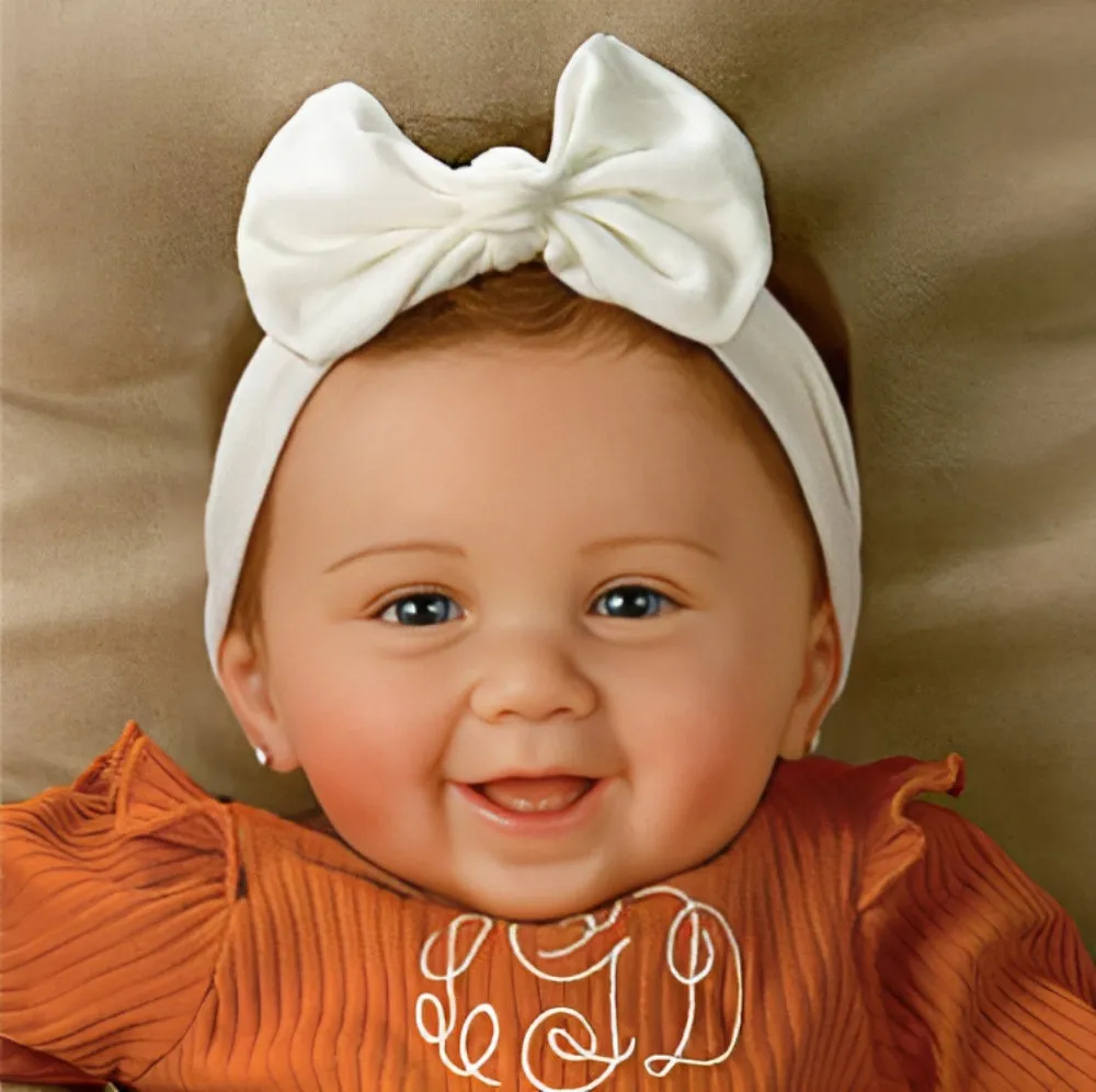 The Ashton-Drake Galleries Such A Doll Photo Contest Collection Issue #10: 'Lilah' Baby Doll Handcrafted Lifelike with RealTouch® Vinyl and Hand-Rooted Hair by Ping Lau 18-Inches