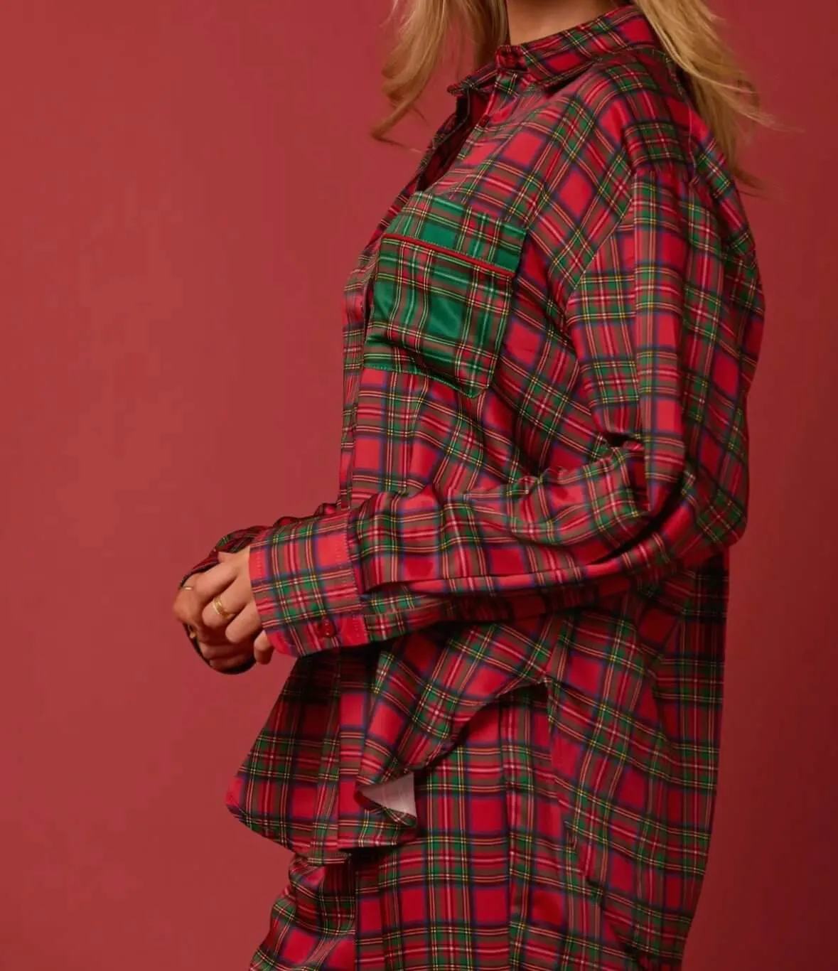 The Pretty In Plaid Pajamas: Plaid Christmas Pajama Set
