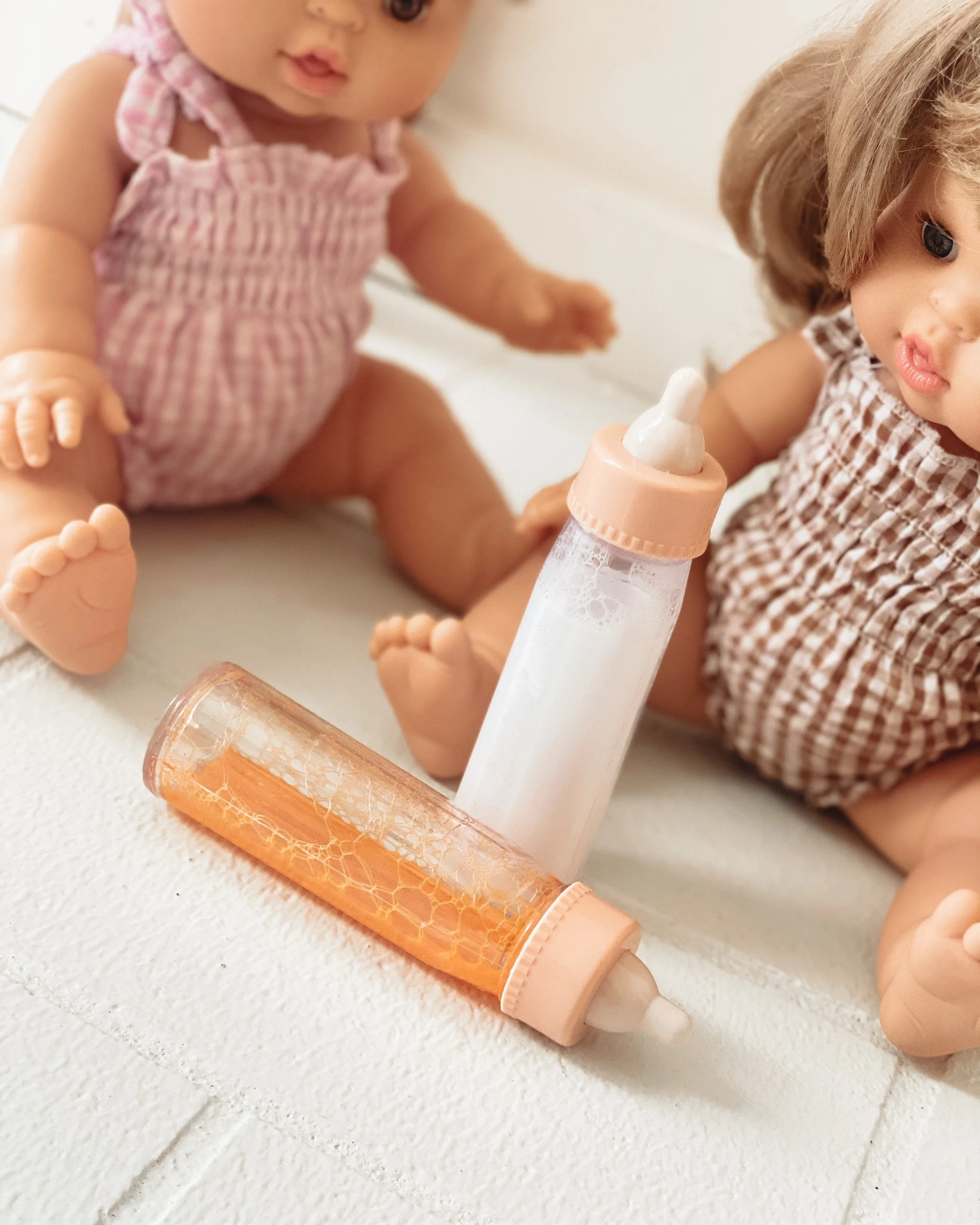 Tiny Harlow | Magic Milk and Juice Doll Bottle Set
