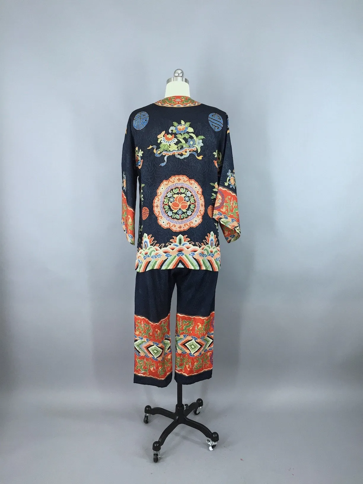 Vintage 1920s - 1930s Silk Pajamas / Art Deco Chinoiserie Dragons