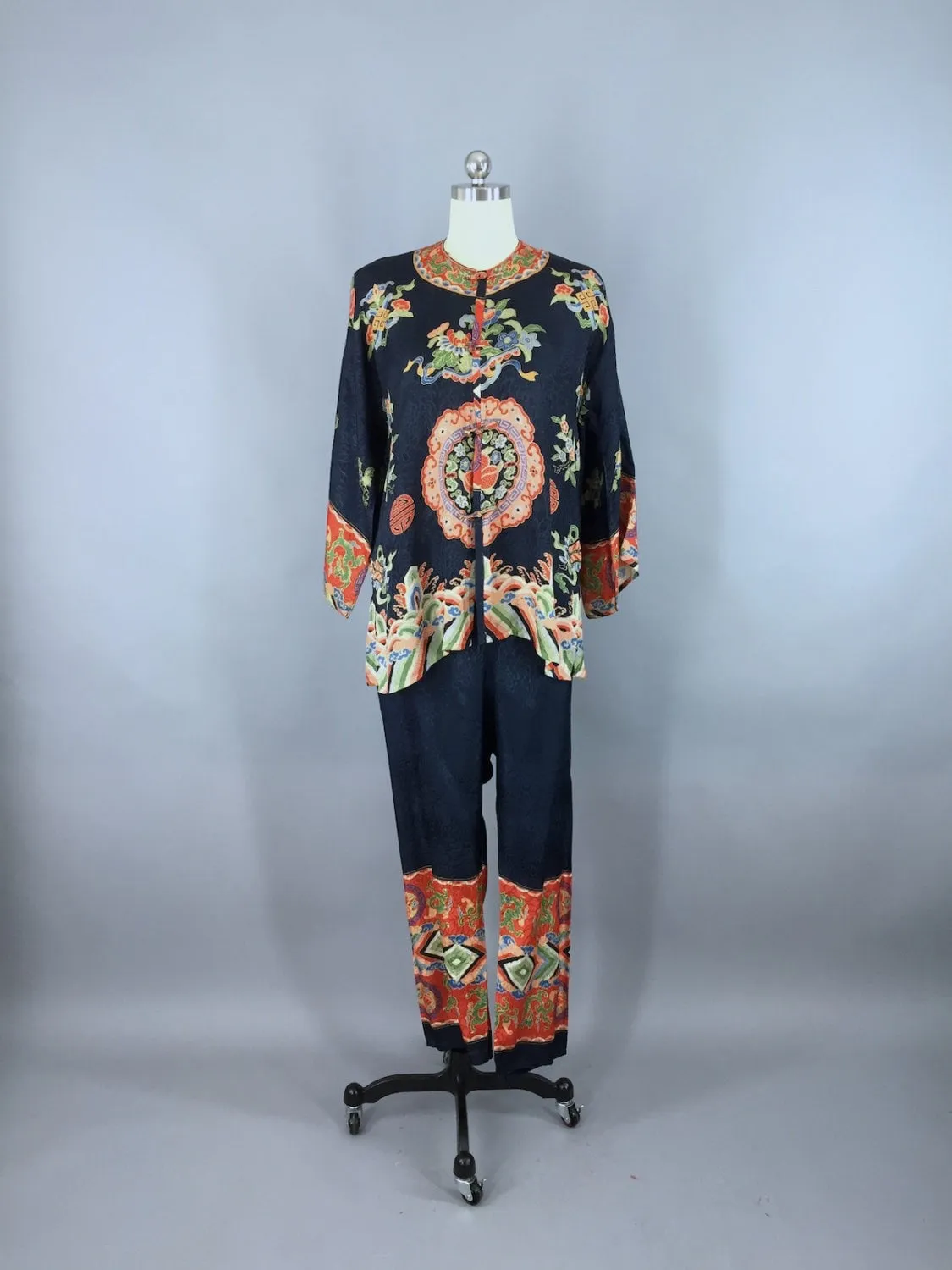 Vintage 1920s - 1930s Silk Pajamas / Art Deco Chinoiserie Dragons