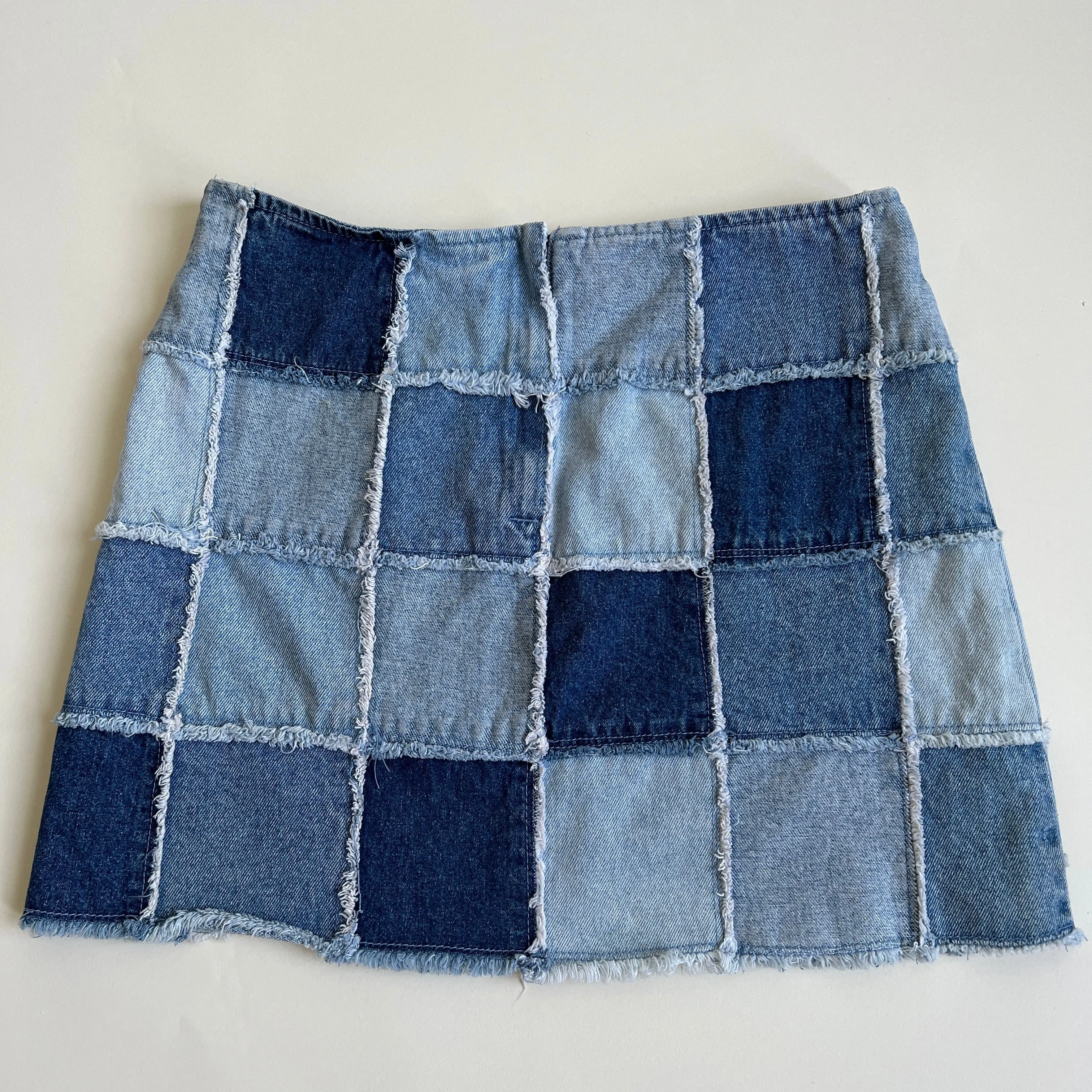 Vintage 90s denim patchwork mini skirt - L