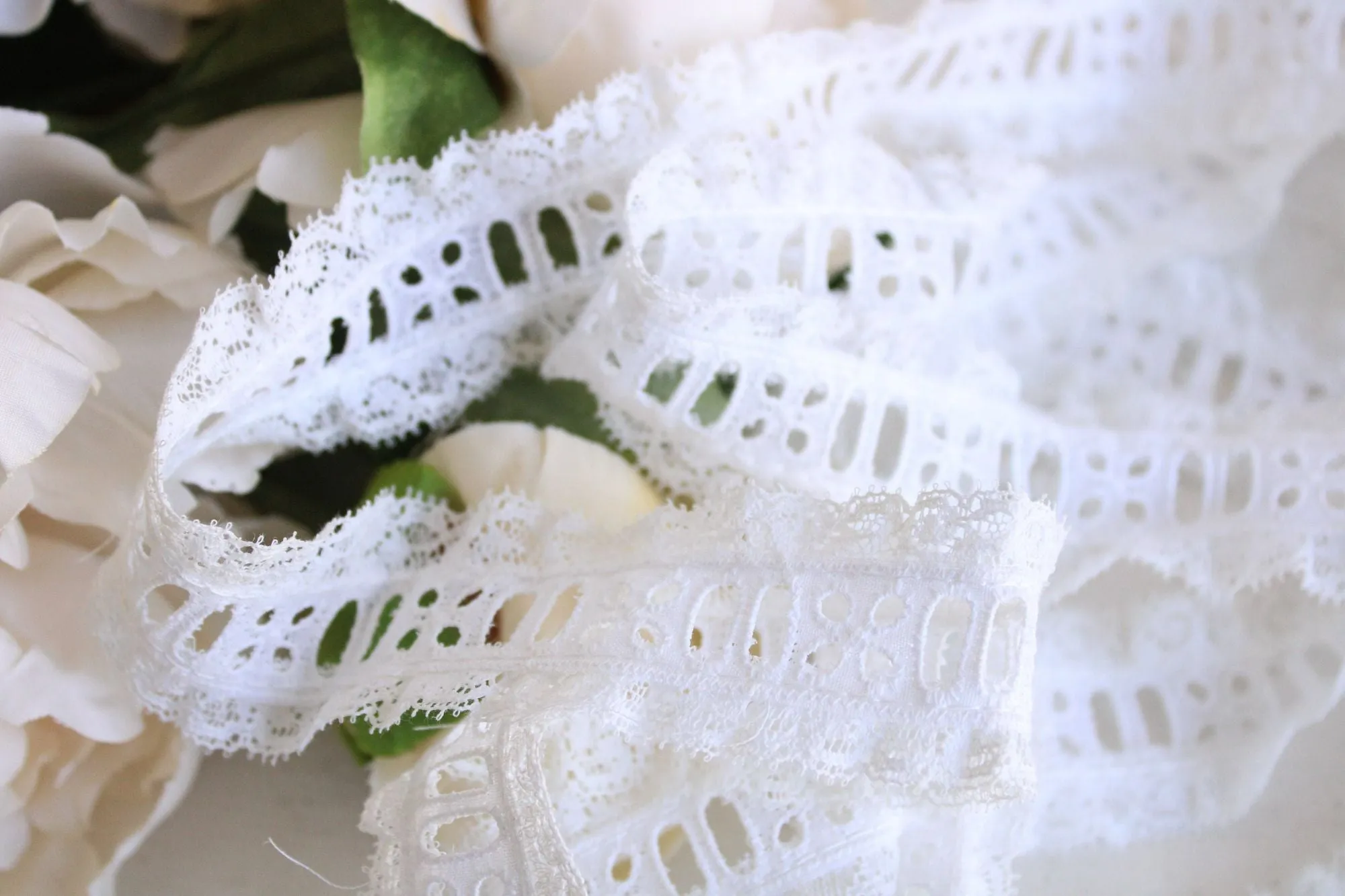 Vintage White Ruffled Lace Trim, Ribbon Insert, 1.25" wide, 3 Yards