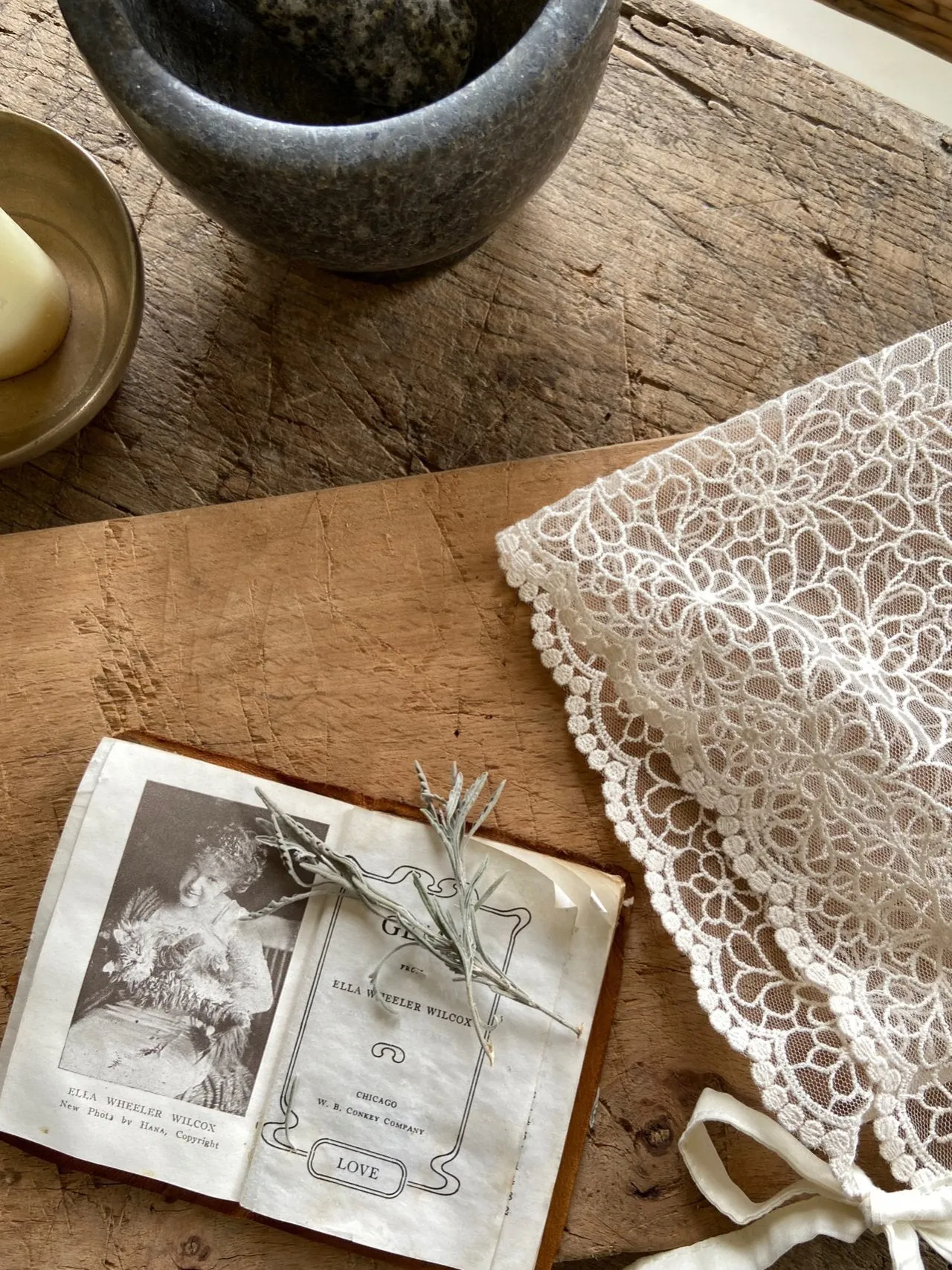 Whisper Lace Bonnets - Rose