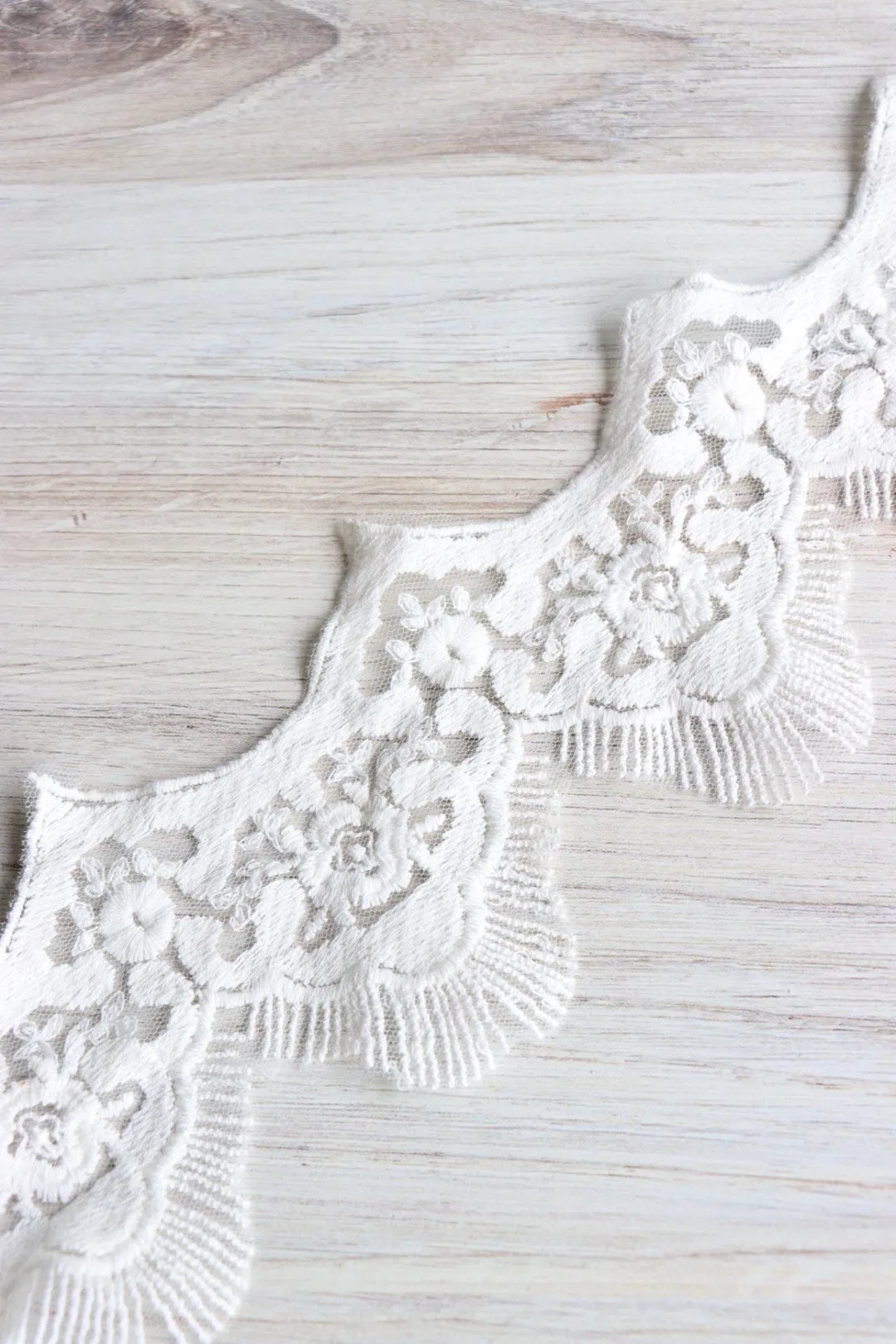 White 4.5" Wide Venice Lace