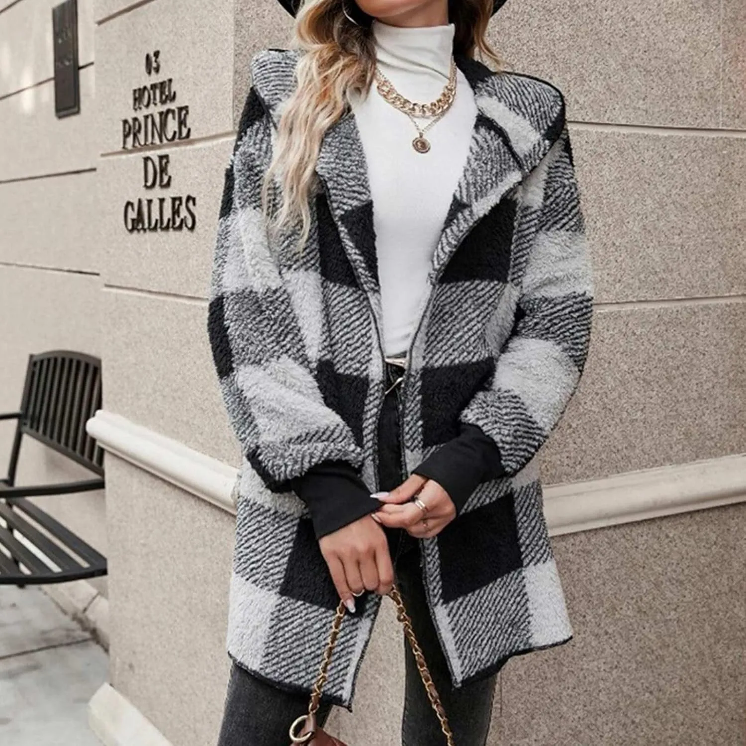 Women Plaid Flannel Jacket Casual Fuzzy Fall Shacket Sherpa Lined Jackets Dressy Casual Trendy Clothing 2024