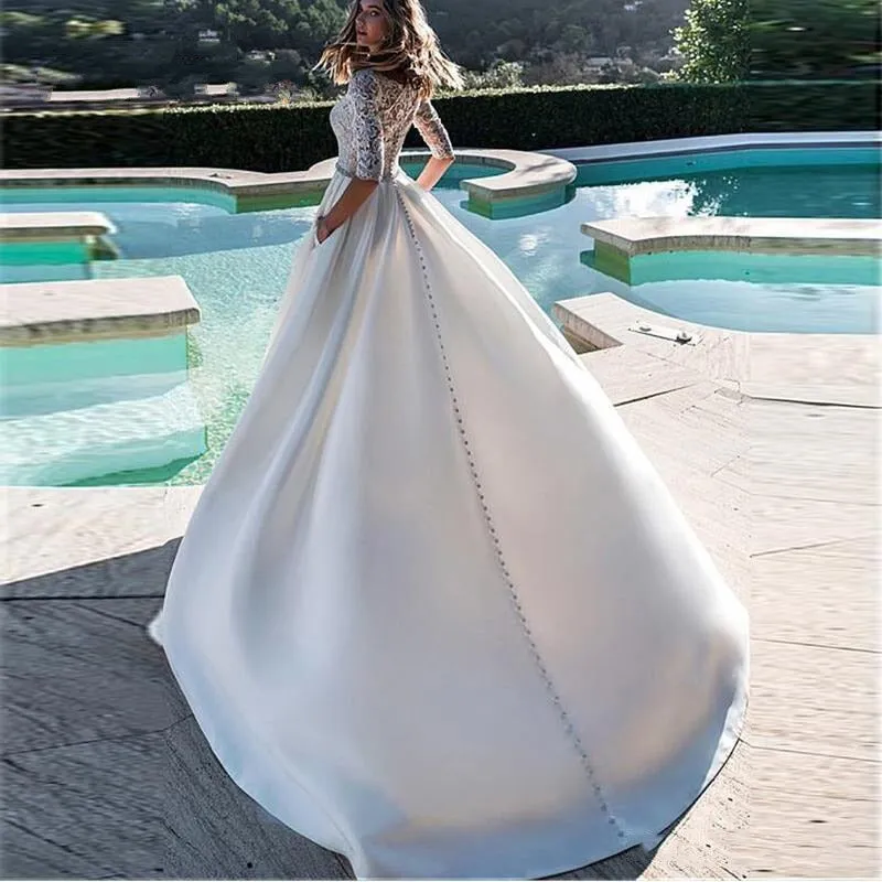Women's A-Line Half Sleeved Wedding Dress With Pockets