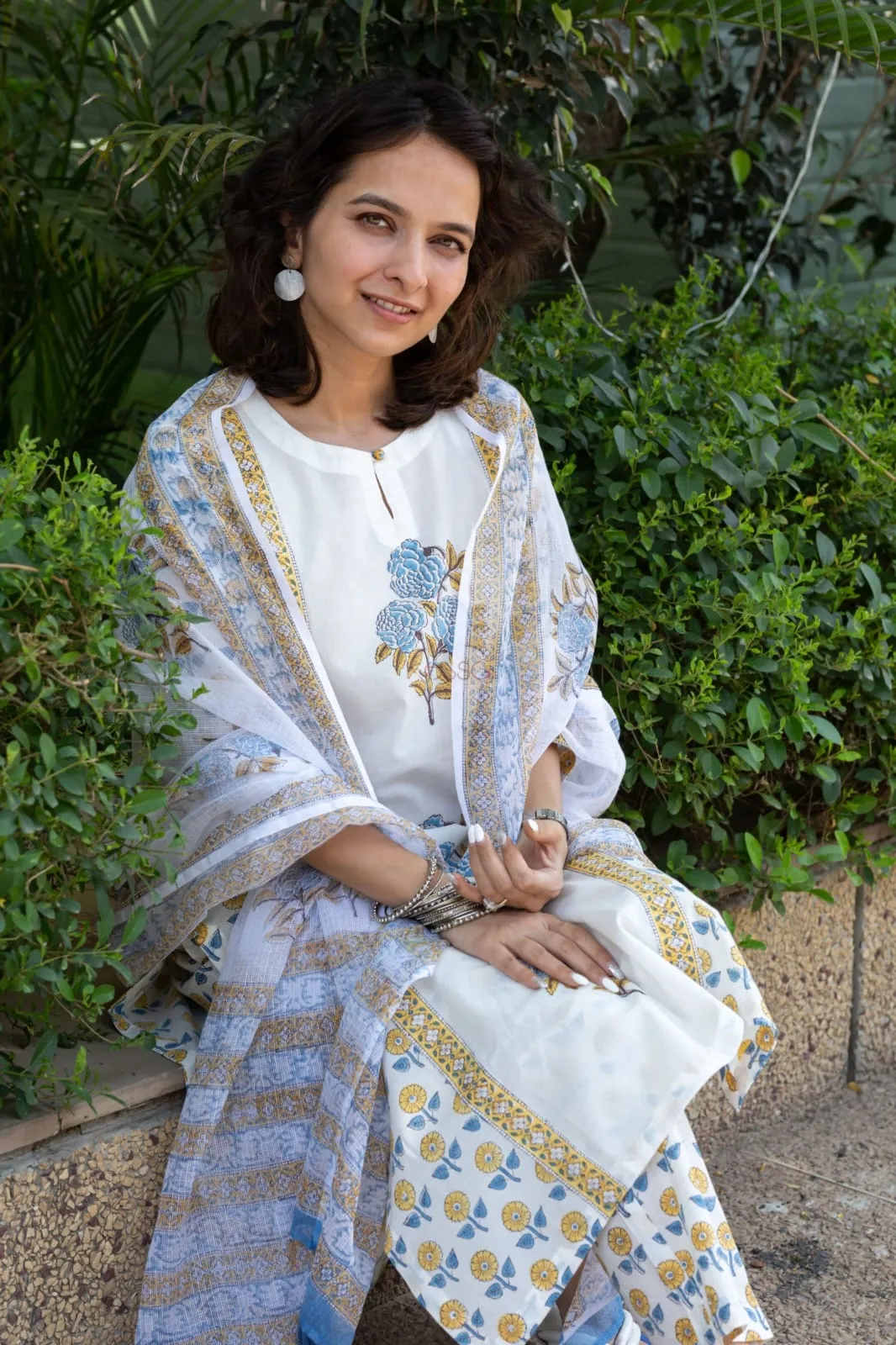 Women's Floral Kurta Pant Dupatta Set - Cotton (60/60)
