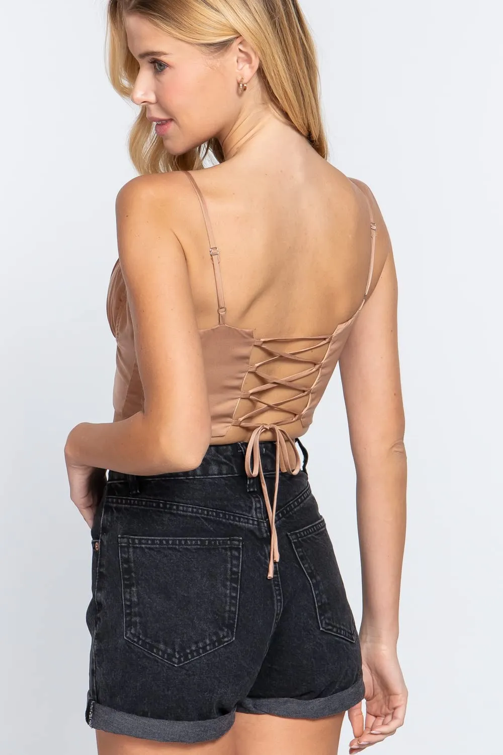 Women's Sleeveless Sweetheart Neck Ribbon Tie Woven Top