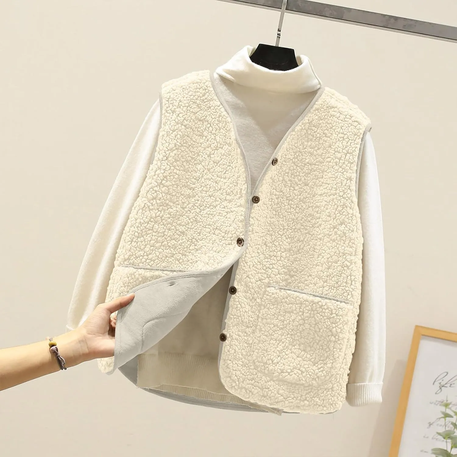 Womens Soft Fleece Vest Classic Fit Sleeveless Button Fuzzy Jacket Cardigan Waistcoat with Pockets Teddy Jacket Coats