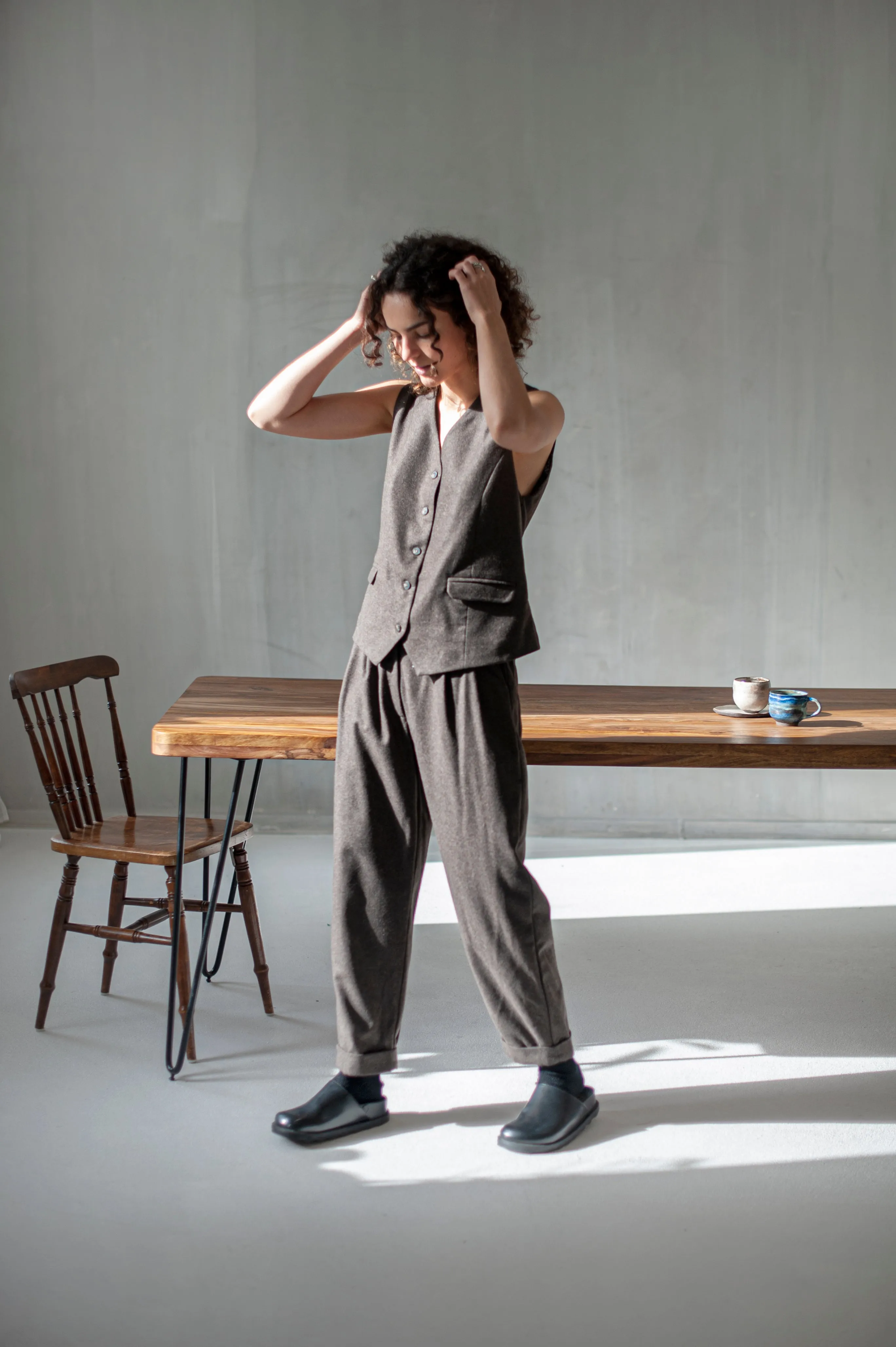 Women's three-piece tweed pants suit