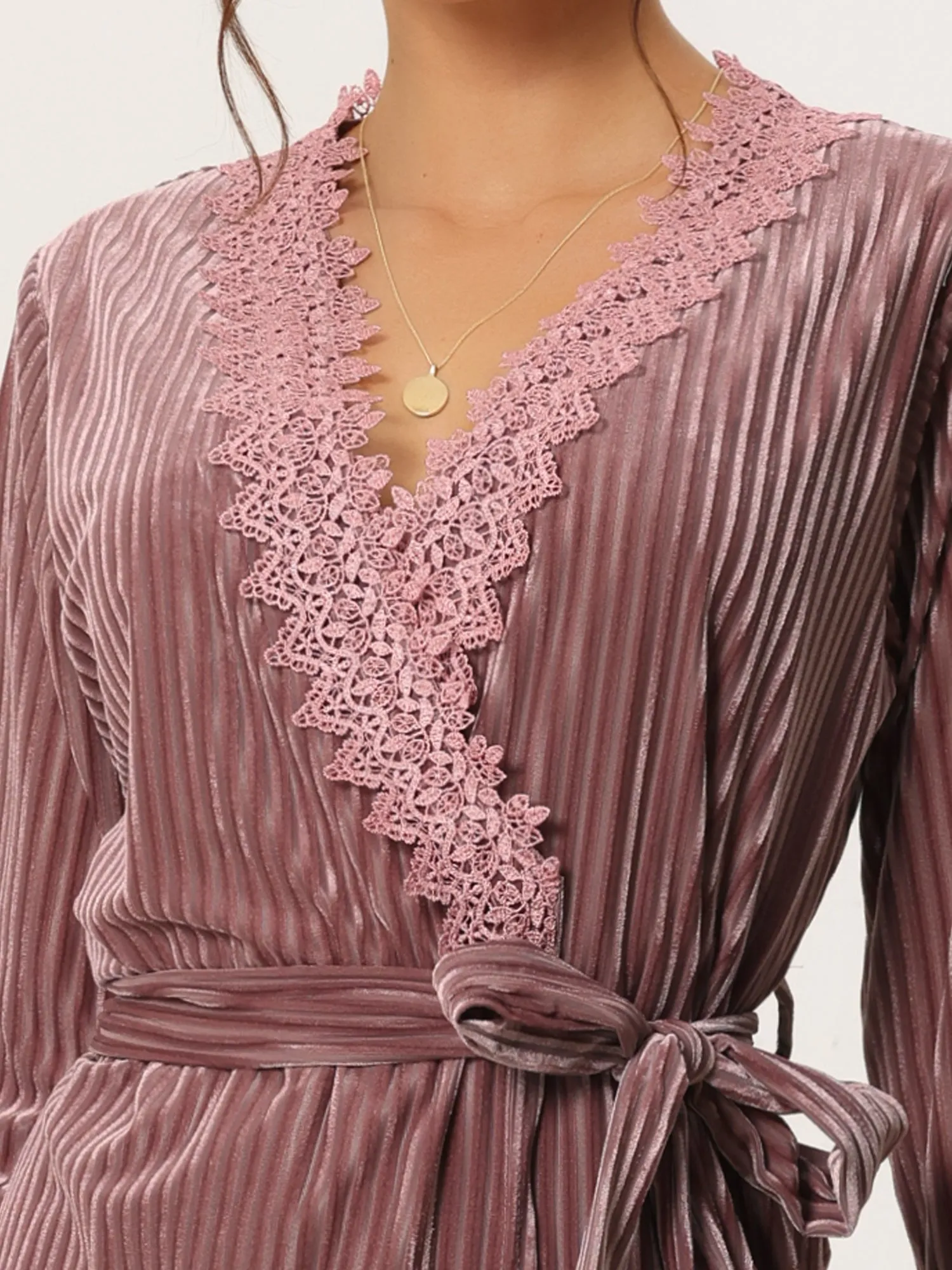 Womens Velvet Pajamas Lace Long Sleeve Robe Two Piece Suit Loungewear Nightgowns
