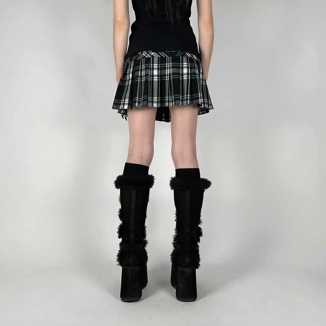 Y2K Plaid Mini Skirt (M)