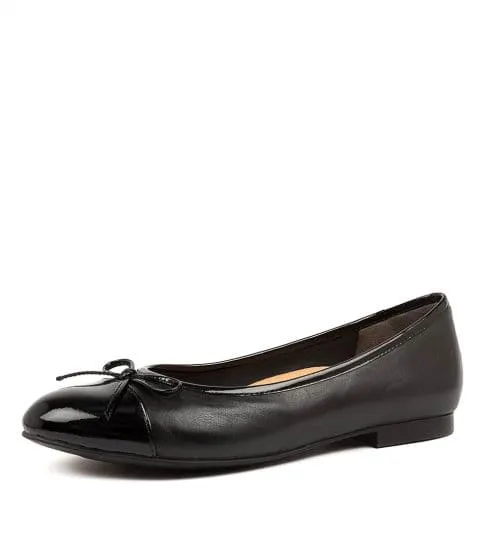 Ziera Women's Chelsea Flats- Black